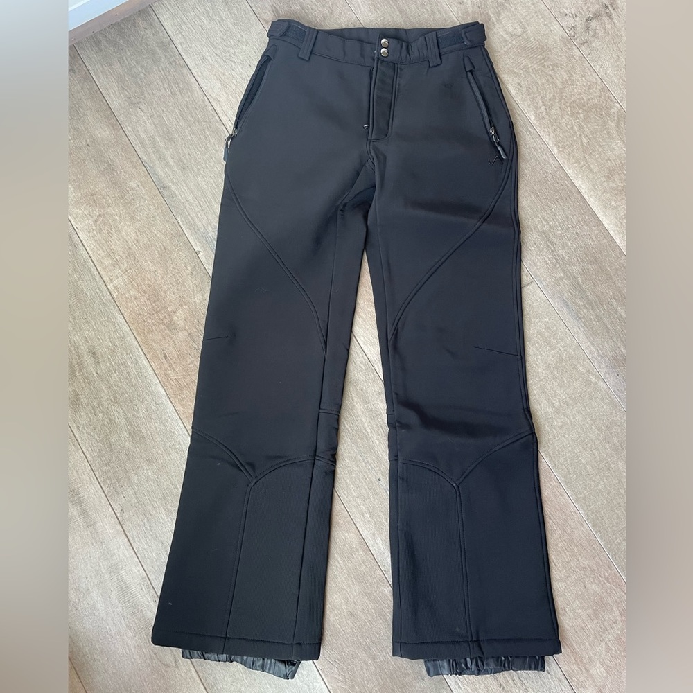Small snow pants